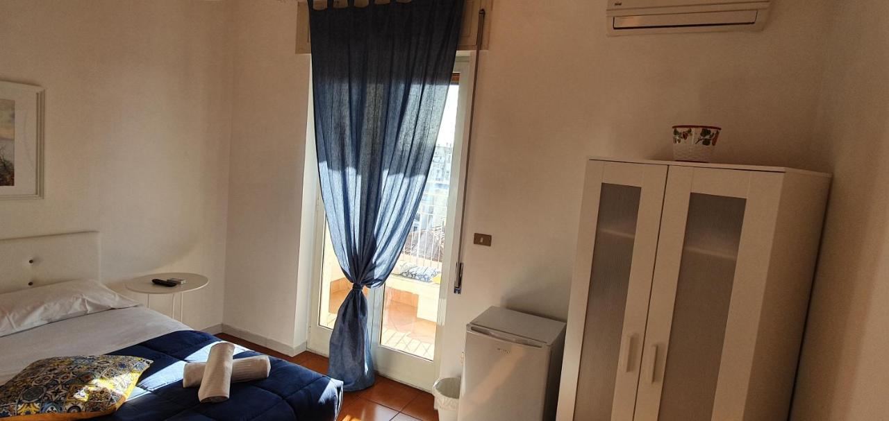 Il Balconcino Ξενοδοχείο Νάπολη Δωμάτιο φωτογραφία